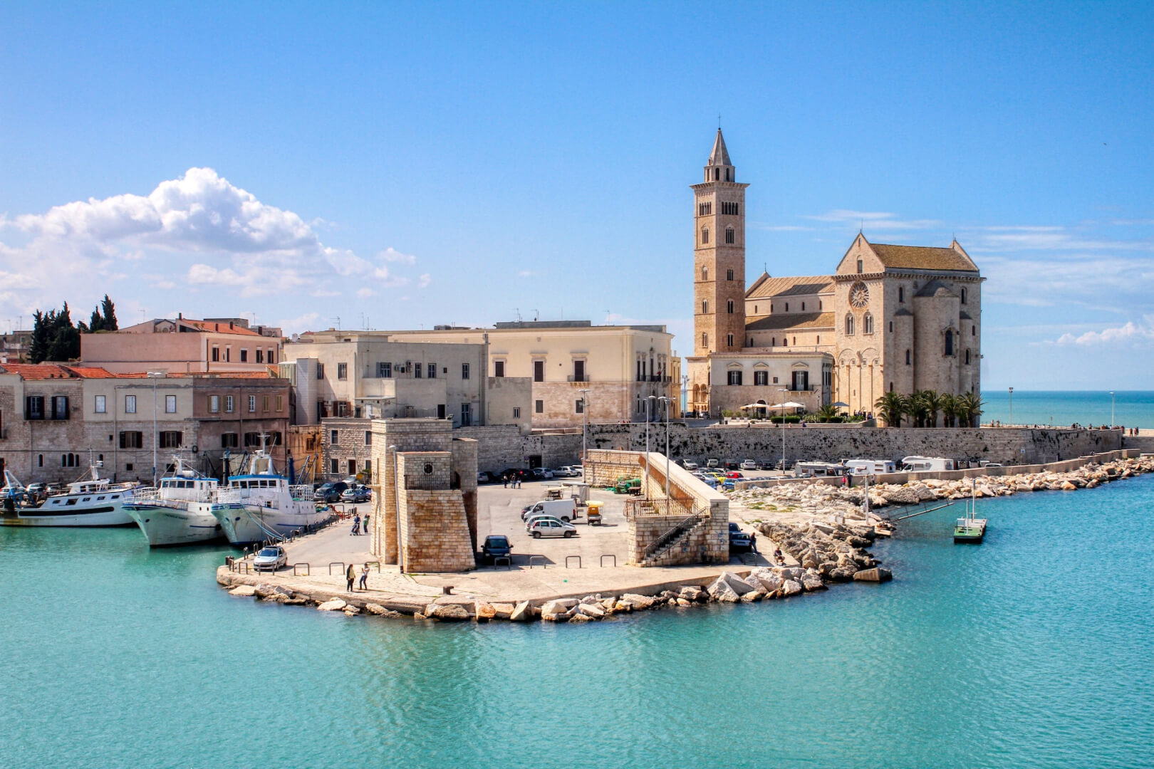 Ad un mese dal voto, Trani è già “in paralisi istituzionale”